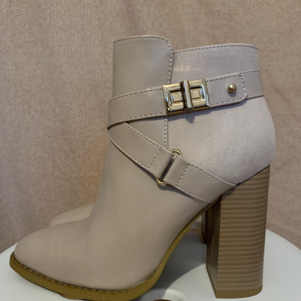 Beige Boots